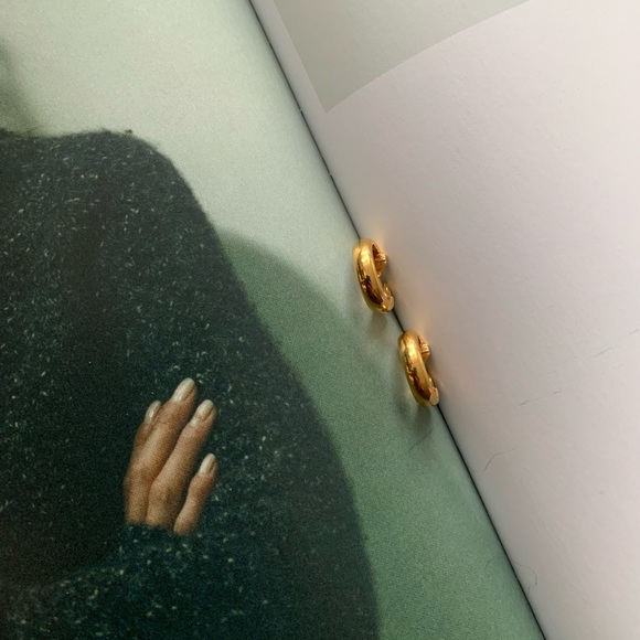 Vintage Clip-on Gold-plated Hoop Earrings - Picture 2 of 3